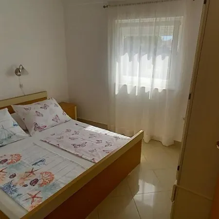 Tomo Apartman *