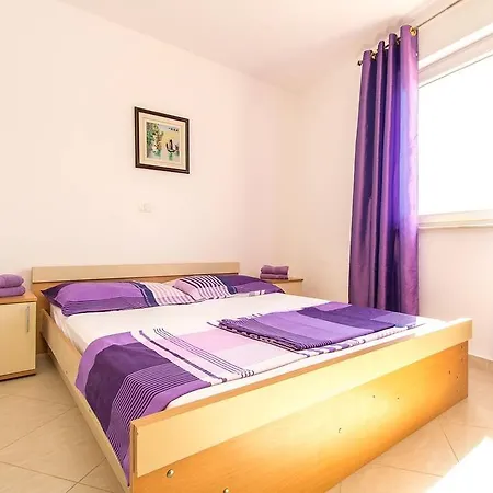 Apartment Tomo